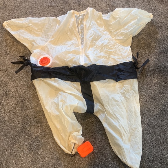 Sumo inflatable costume - Picture 2 of 2